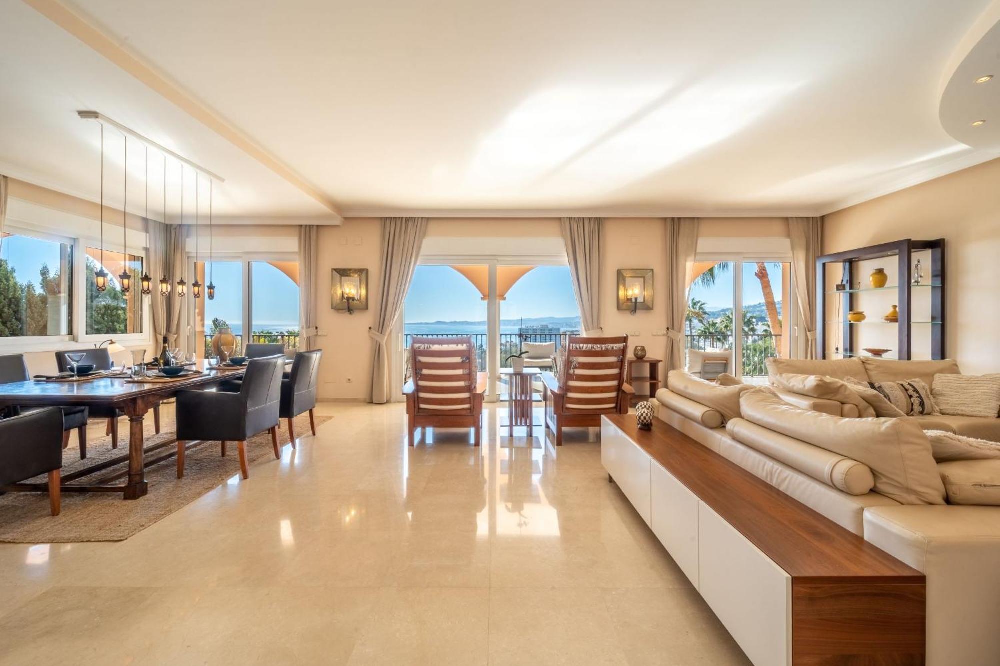 Beachside Villa With Panoramic Sea Views Benalmádena Exterior foto